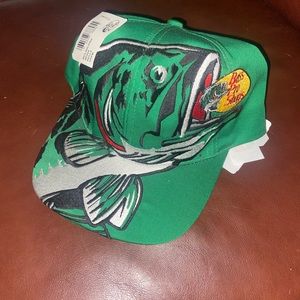 Brand New vintage bass pro collector hat!!